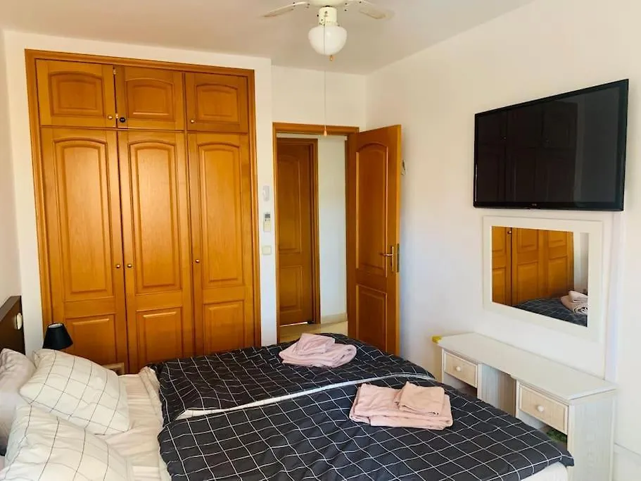 Apartment With Heated Pool In Callao Salvaje 0*,