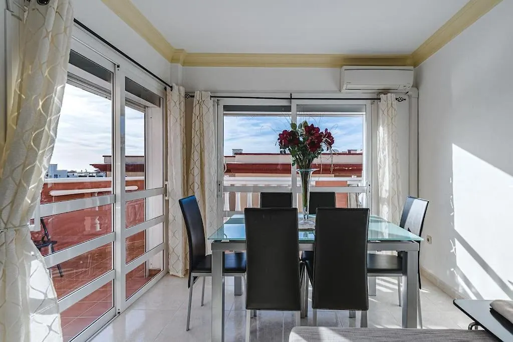 Apartment With Heated Pool In Callao Salvaje Spanje