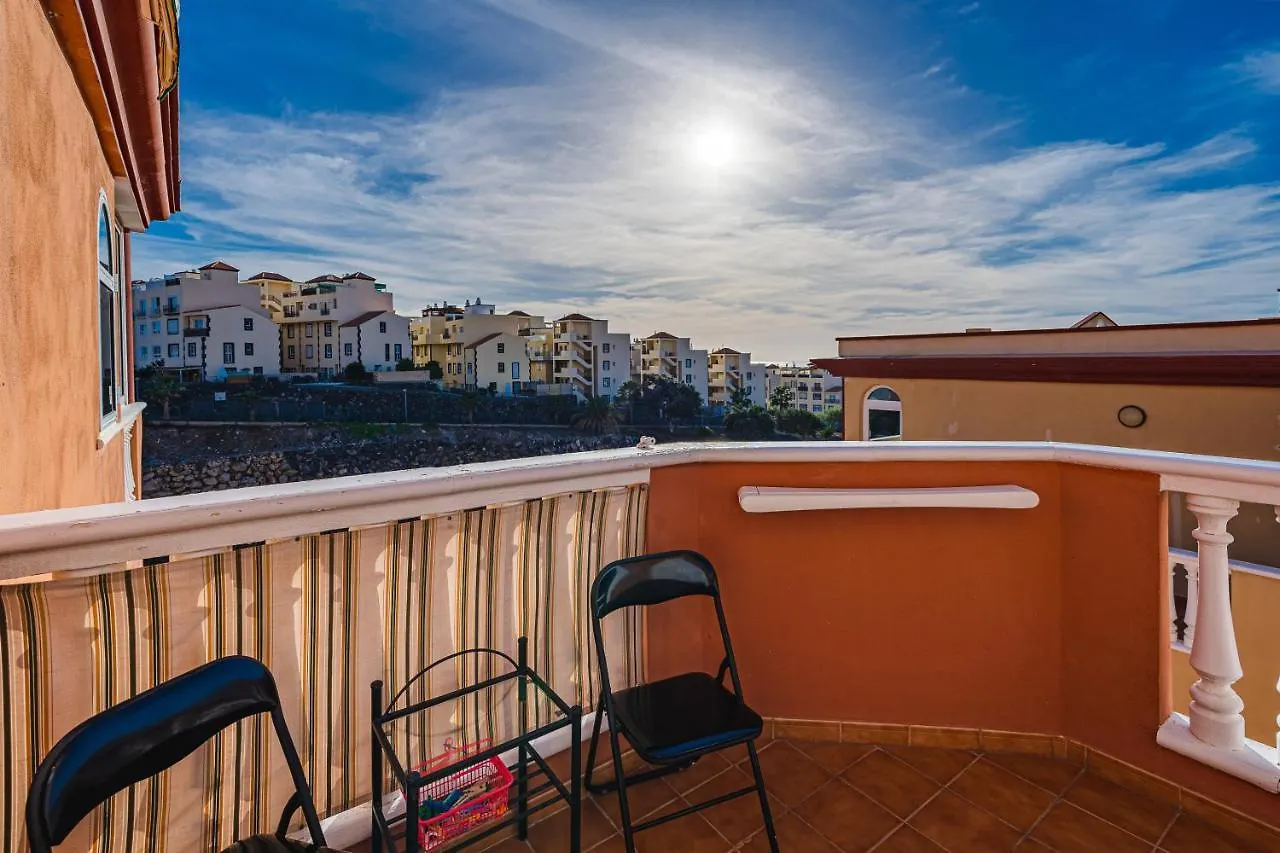 Apartment With Heated Pool In Callao Salvaje 0*,  Španělsko